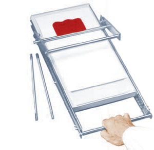 Accu-Lab��� JR. Laboratory Drawdown Machine